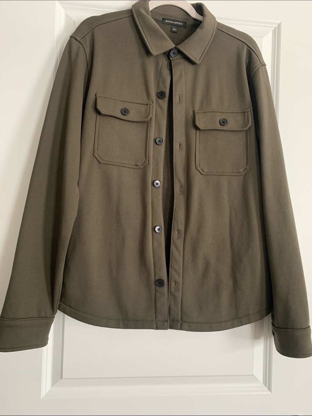 Banana Republic Men’s Olive Green Button-Front Shirt Jacket